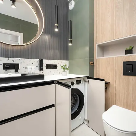 Bright Dluga In With Air Conditioning By Renters * Wroclaw