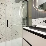 Bright Dluga In With Air Conditioning By Renters Breslavia