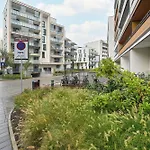 Bright Dluga In With Air Conditioning By Renters Appartamento