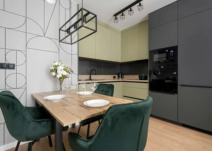 Apartment Bright Dluga In With Air Conditioning By Renters