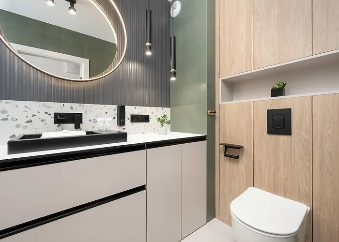 Apartment Bright Dluga In With Air Conditioning By Renters *